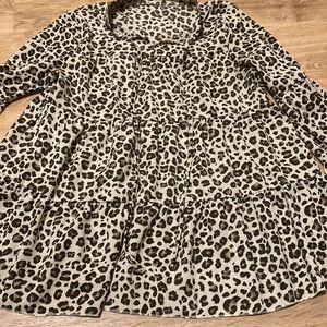 Shein cheetah top still like new
